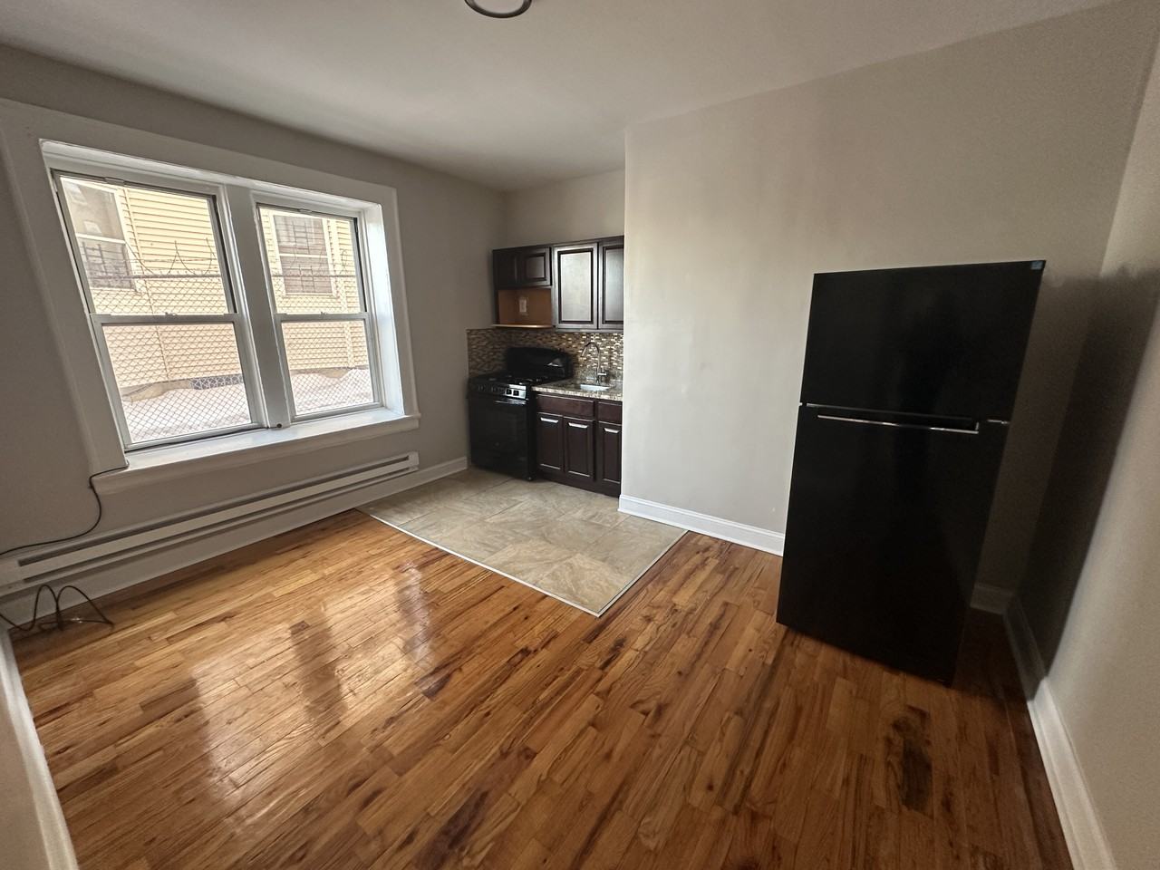 737 Dr Martin Luther King Jr Blvd #14 - Photo 4 of 6