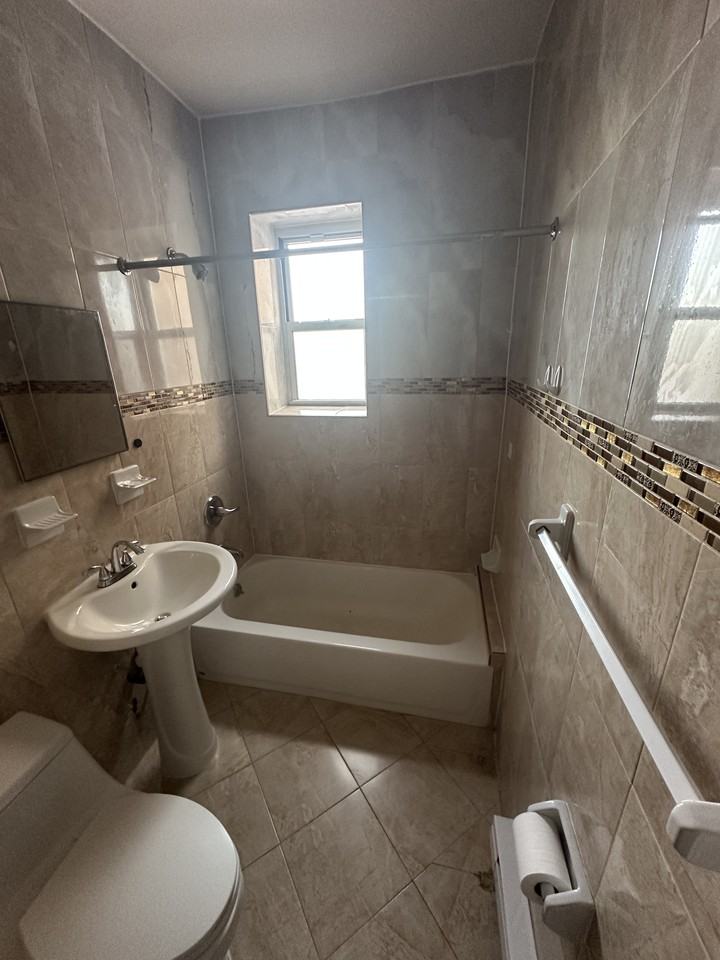 737 Dr Martin Luther King Jr Blvd #14 - Photo 6 of 6