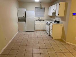 featured image of 411 8th St #B