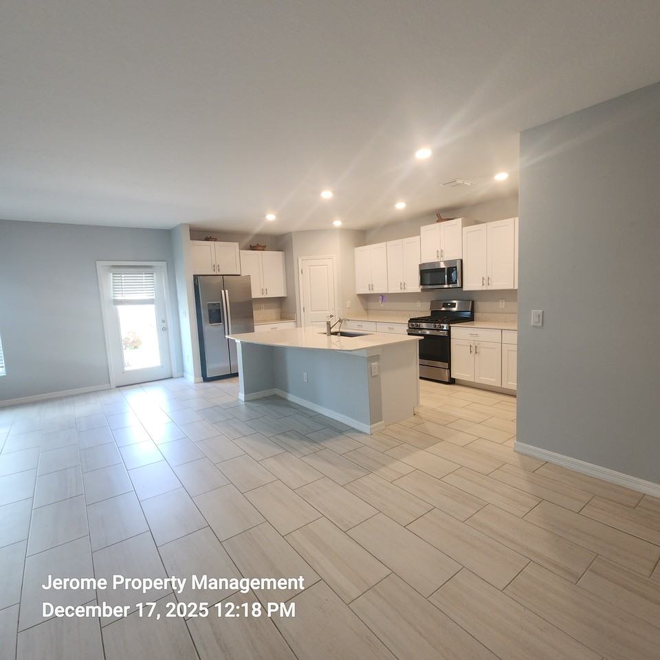 2546 Leonia Ln #NA - Photo 6 of 50