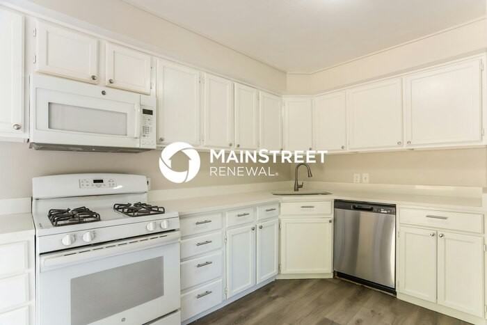 8991 Lilly Dr - Photo 5 of 16