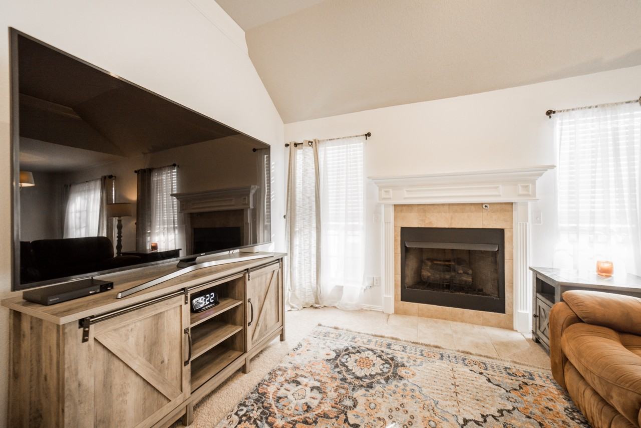 4357 Beacon Ct #NA - Photo 3 of 33