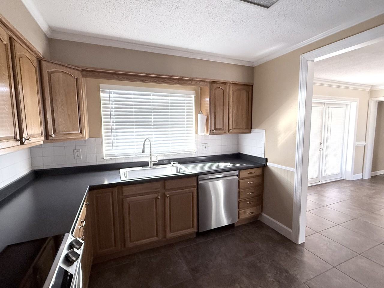 16356 Se 87th Ave #NA - Photo 4 of 22