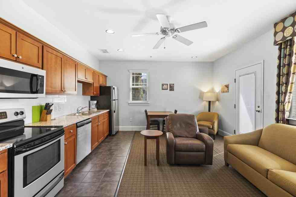 1303 N Main St #207 - Photo 5 of 18