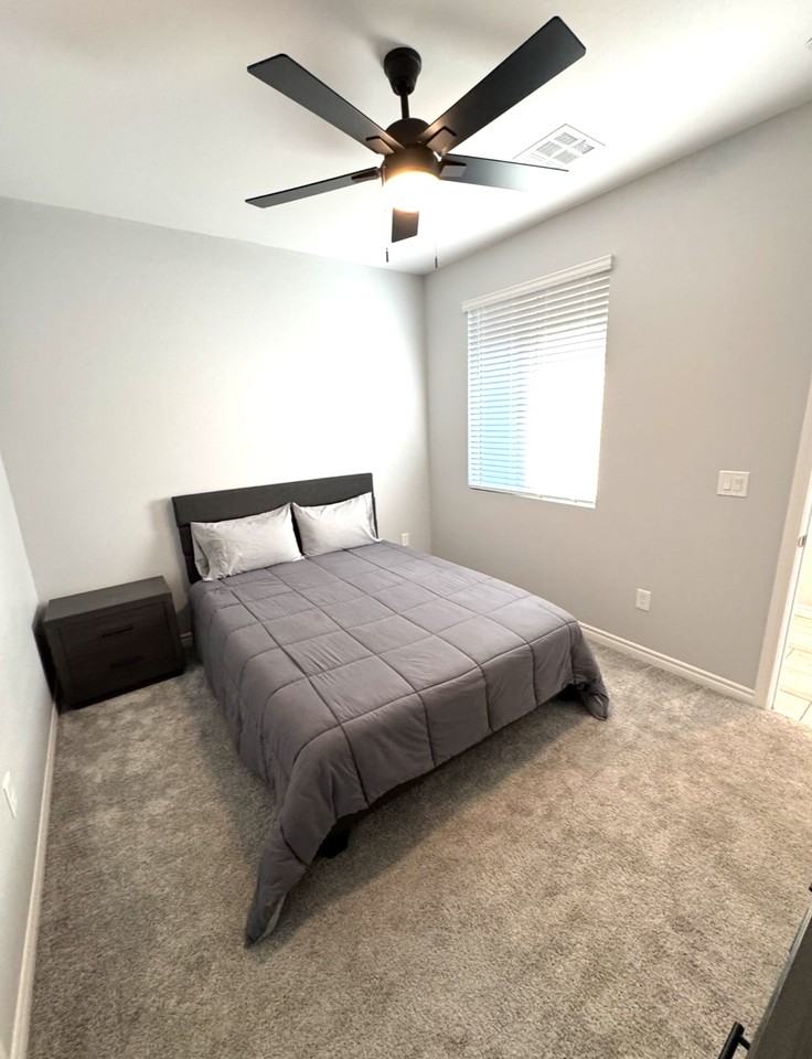 9740 Redwood Cascade St - Photo 7 of 20