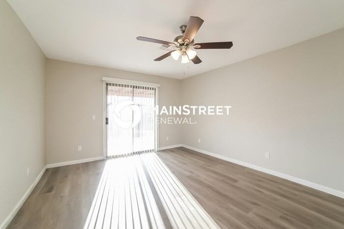 8425 W Highland Ave - Photo 2 of 16