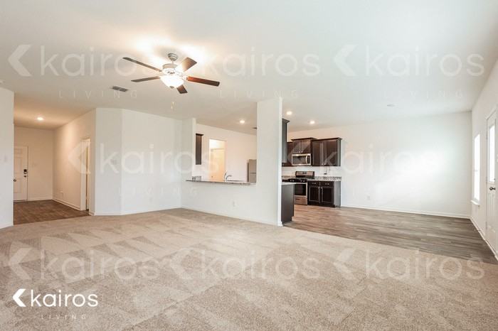 938 Shady Brk - Photo 4 of 18