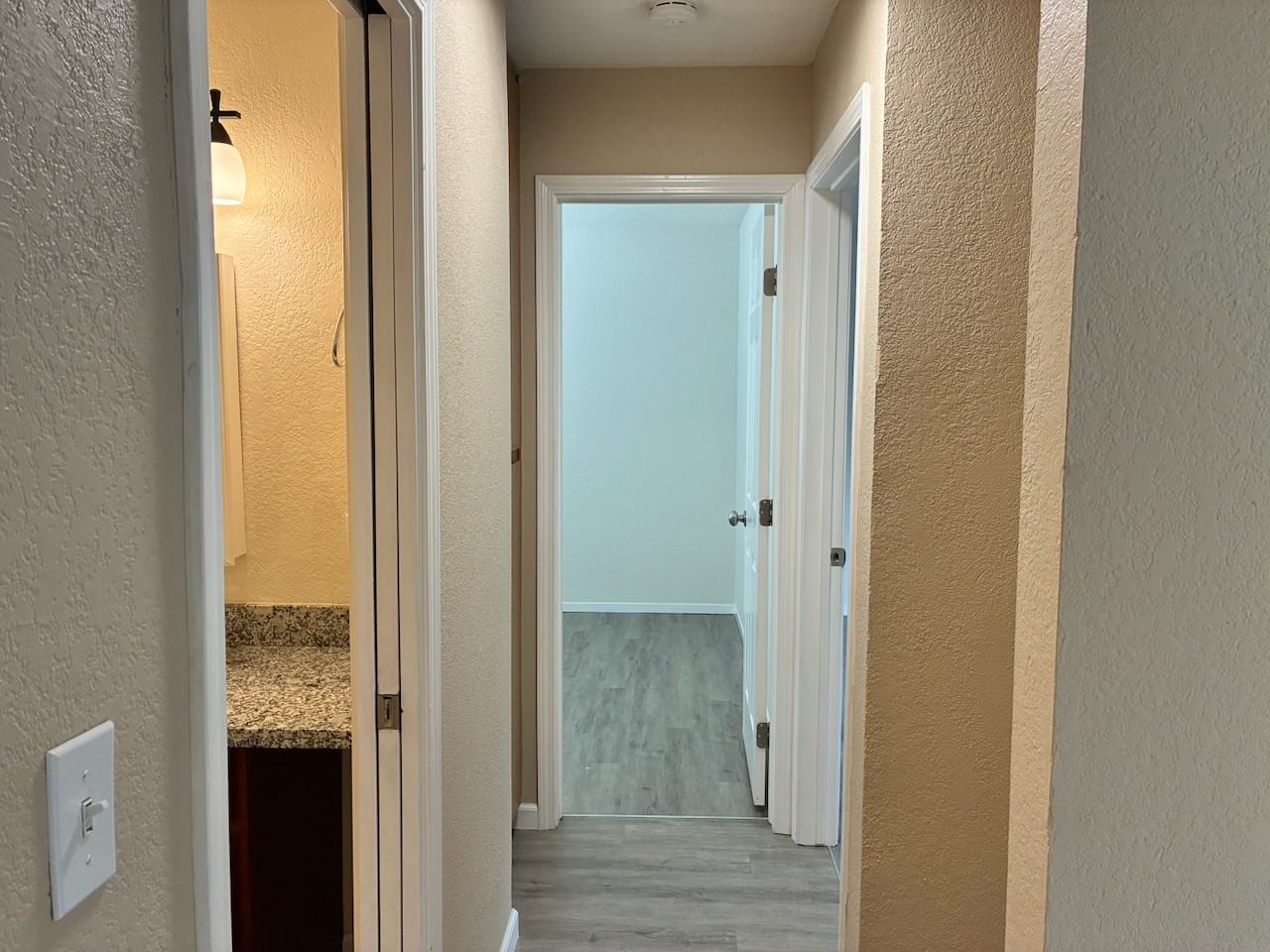 225 Tahoe Ave #D - Photo 6 of 13