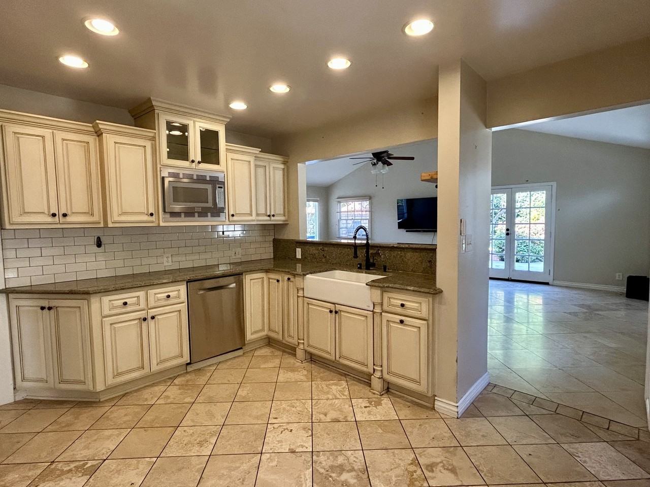 13733 Franklin St #NA - Photo 6 of 18