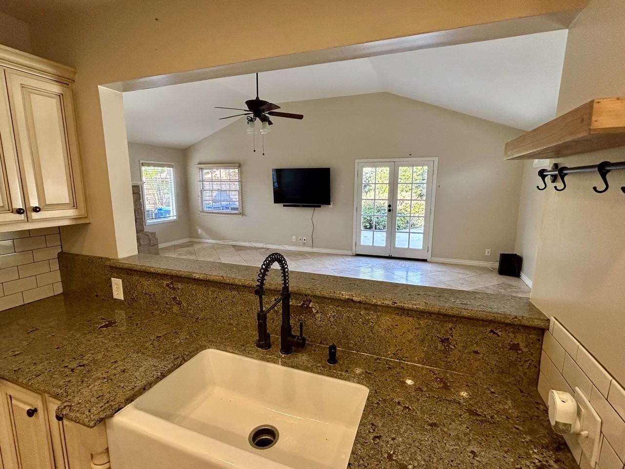 13733 Franklin St #NA - Photo 7 of 18