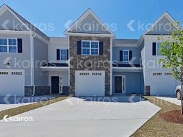 featured image of 3716 Oak Leaf Way #B