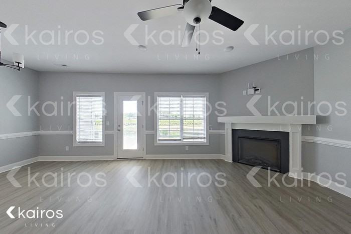 3716 Oak Leaf Way #B - Photo 4 of 22