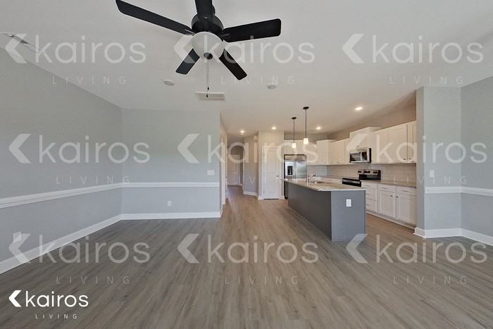 3716 Oak Leaf Way #B - Photo 5 of 22