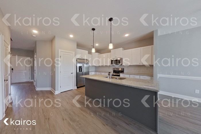 3716 Oak Leaf Way #B - Photo 7 of 22