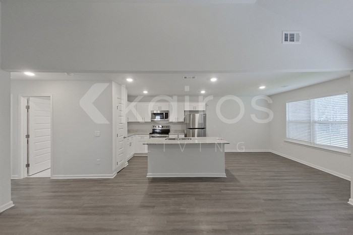 142 Western Red Cedar Dr - Photo 4 of 17