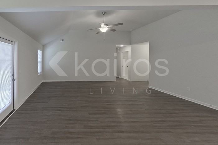 142 Western Red Cedar Dr - Photo 6 of 17