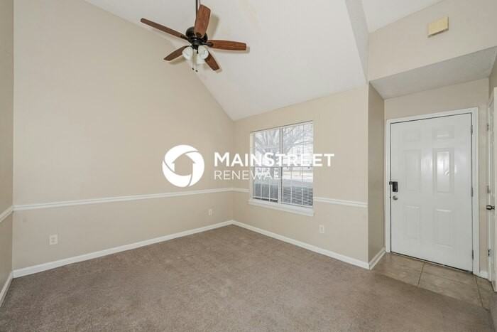 4290 Ward Bluff Ct - Photo 2 of 15