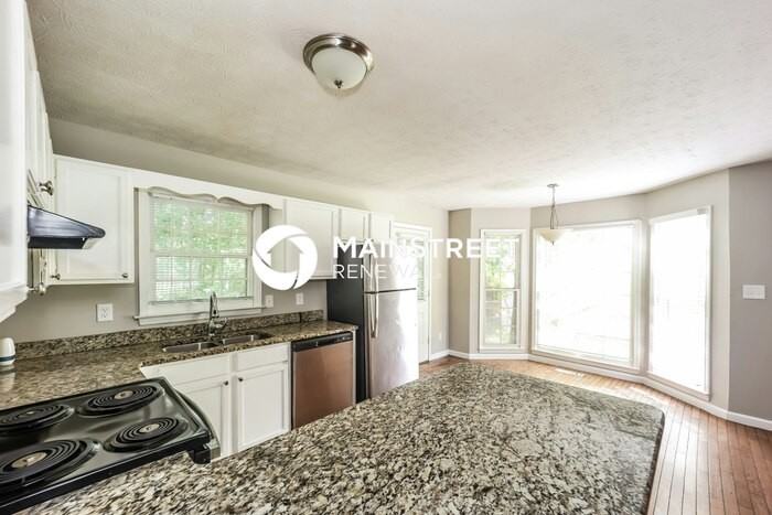 298 Waterway Trl - Photo 7 of 14