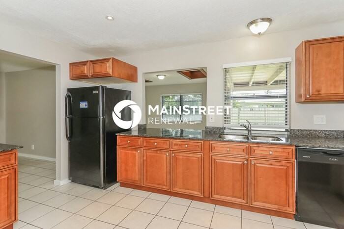 4977 Sw 11th Pl - Photo 7 of 16