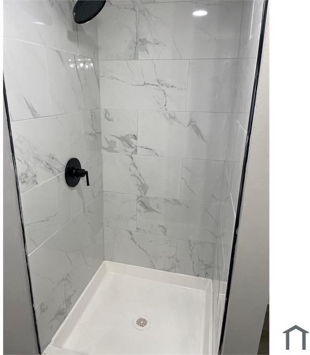 6099 Marquette Rd - Photo 7 of 14