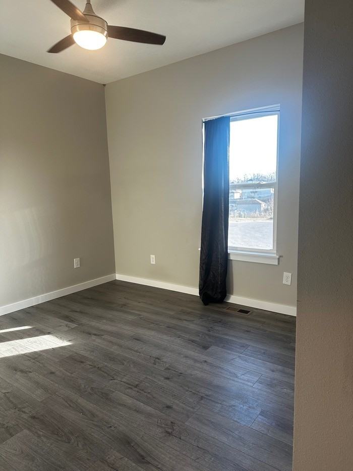 1413 S Atlas Ct - Photo 4 of 15