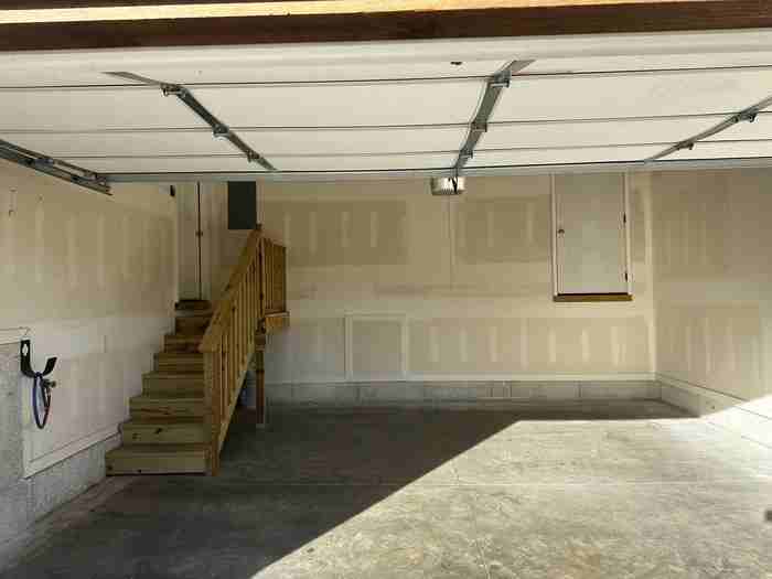 1415 S Atlas Ct - Photo 3 of 12