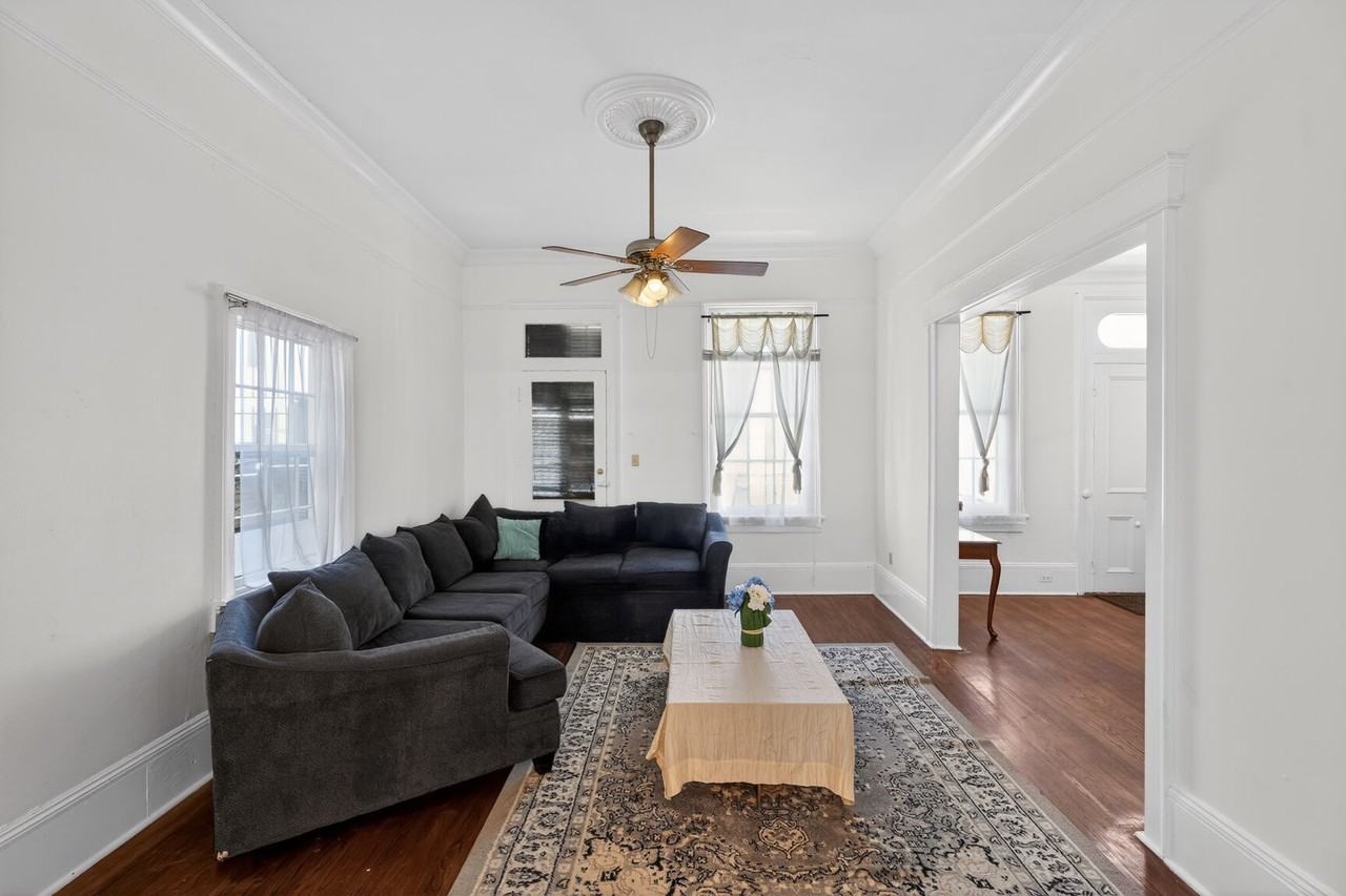 1030 Burgundy St #NA - Photo 4 of 28