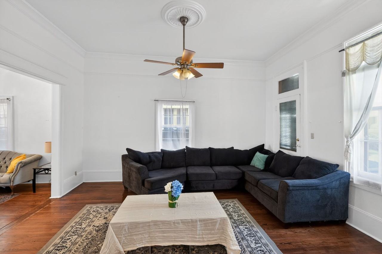 1030 Burgundy St #NA - Photo 5 of 28