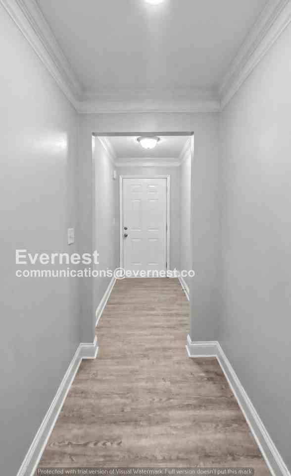 5289 Hanover St - Photo 3 of 23