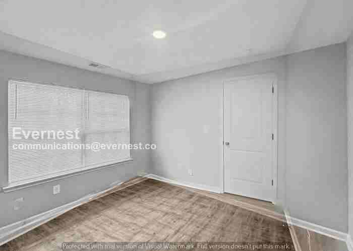 5289 Hanover St - Photo 6 of 23