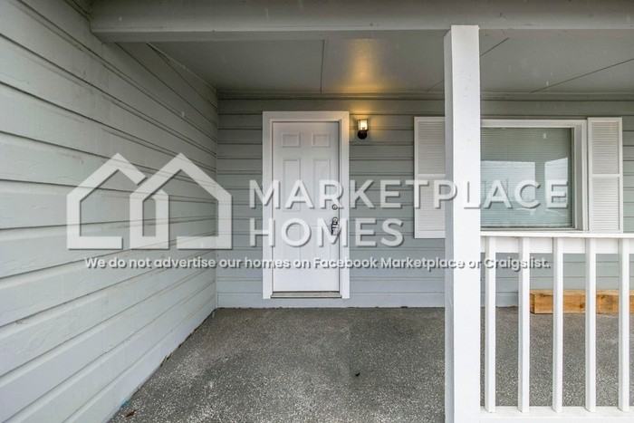 955 Putnam St - Photo 6 of 26