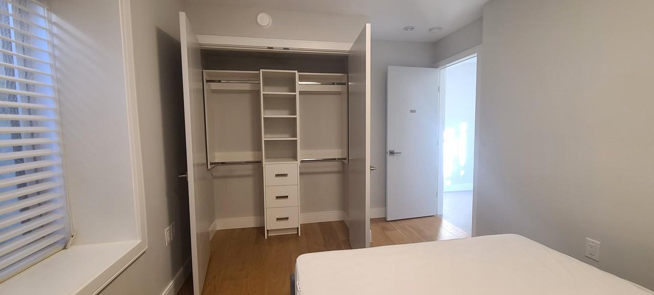 15098 Victoria Avenue - Photo 7 of 17