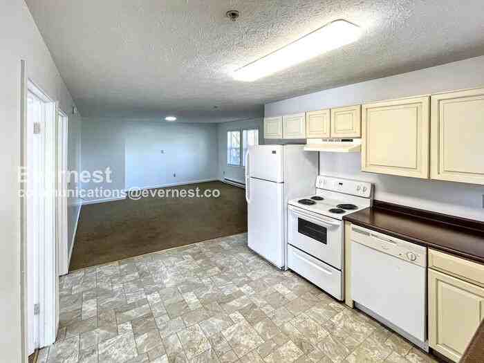 2 Bob Cat Ct #2B - Photo 2 of 9