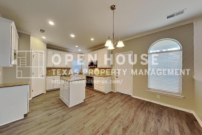 1516 Cheyenne Trl - Photo 6 of 22