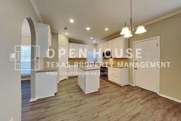 1516 Cheyenne Trl - Photo 7 of 22