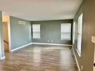 98 Shire Dr - Photo 3 of 20