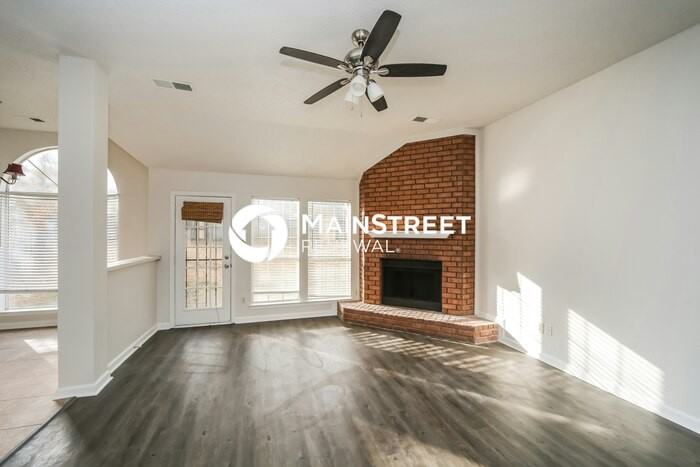 7117 Gloucester Way Dr - Photo 2 of 16