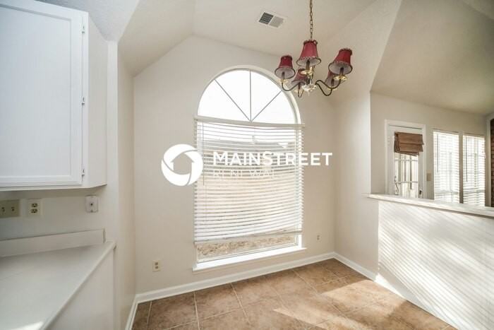 7117 Gloucester Way Dr - Photo 4 of 16