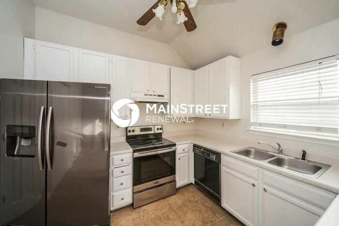 7117 Gloucester Way Dr - Photo 5 of 16