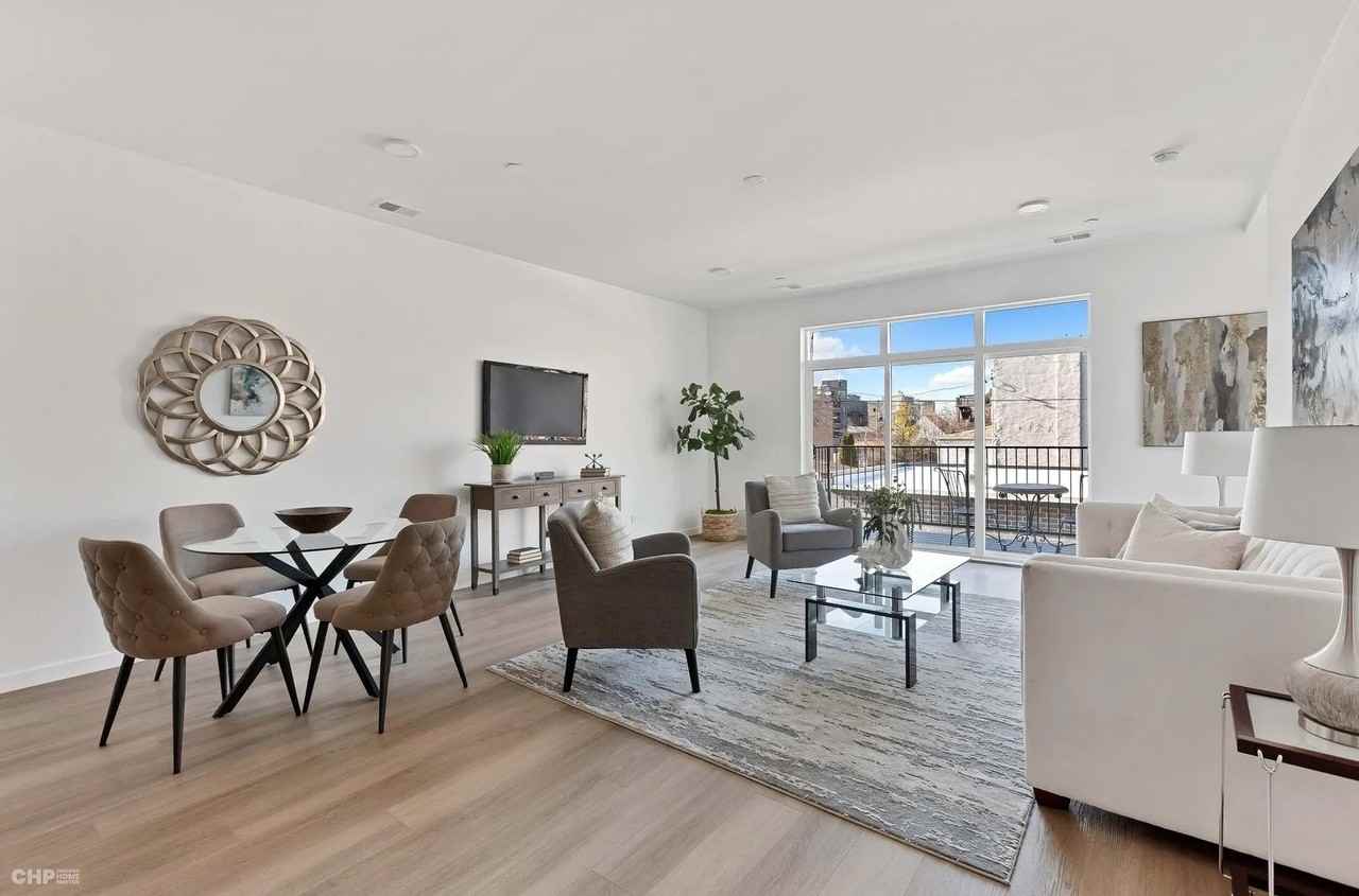 204 S Leavitt St #201 - Photo 5 of 19