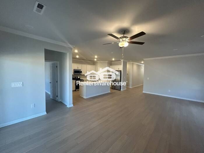 213 Stockyard Cir - Photo 7 of 23