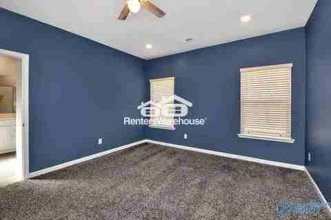 6530 Jacaranda Dr Nw - Photo 4 of 13