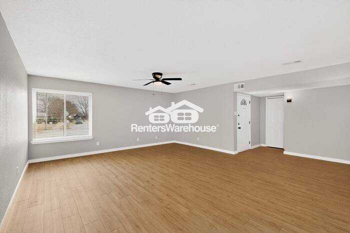 2913 Monarch Dr - Photo 5 of 40