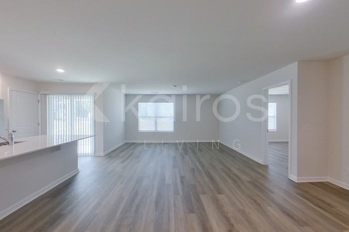 100 Inez Ave - Photo 4 of 20