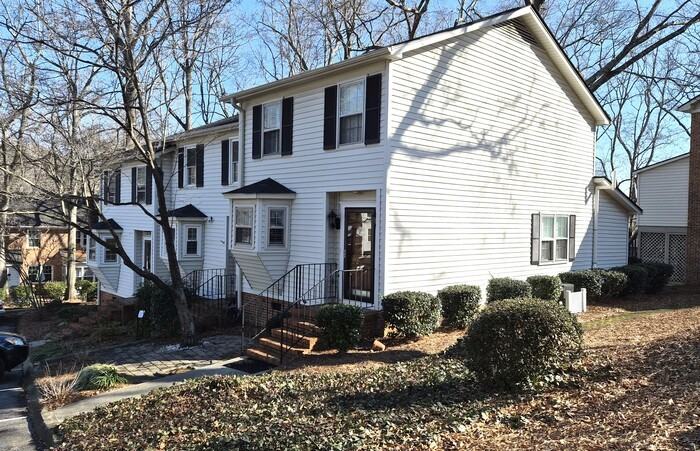 900 N Main St - Photo 2 of 19