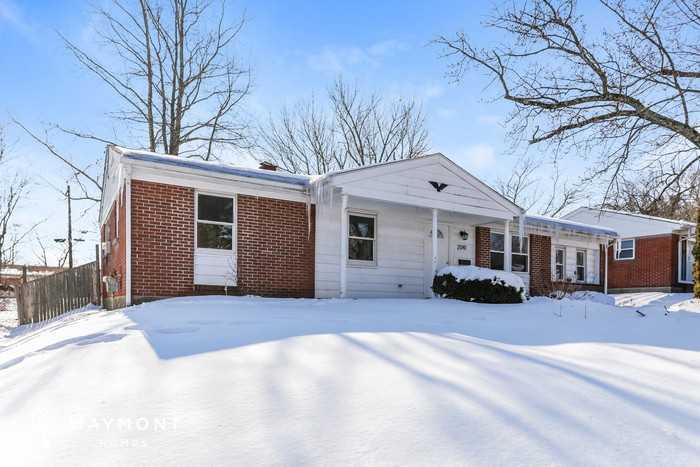 2041 Roosevelt Ave - Photo 2 of 3