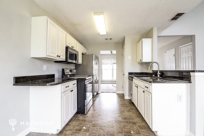 2 Bottesford Ct - Photo 7 of 13