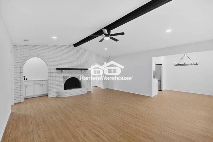 3021 Princeton Dr - Photo 7 of 45