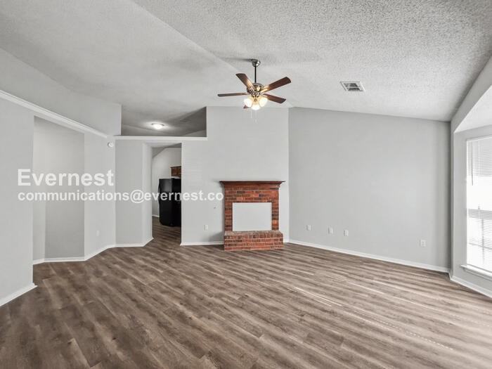 7625 Iris Dr - Photo 5 of 19