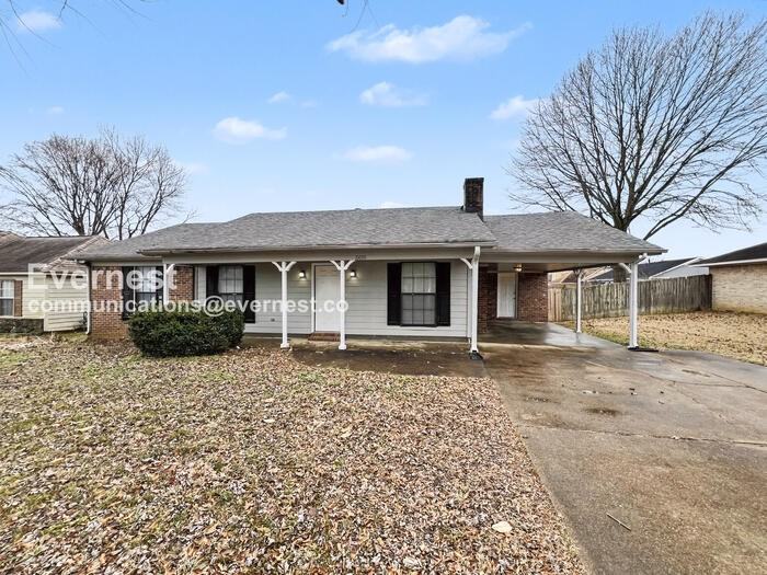 10005 Riggan Dr - Photo 2 of 22